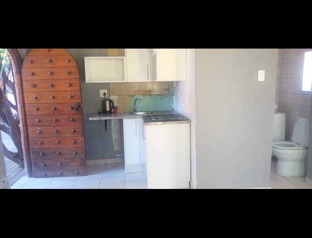 1 BEDROOM FLAT TO LET IN BIRCHLEIGH